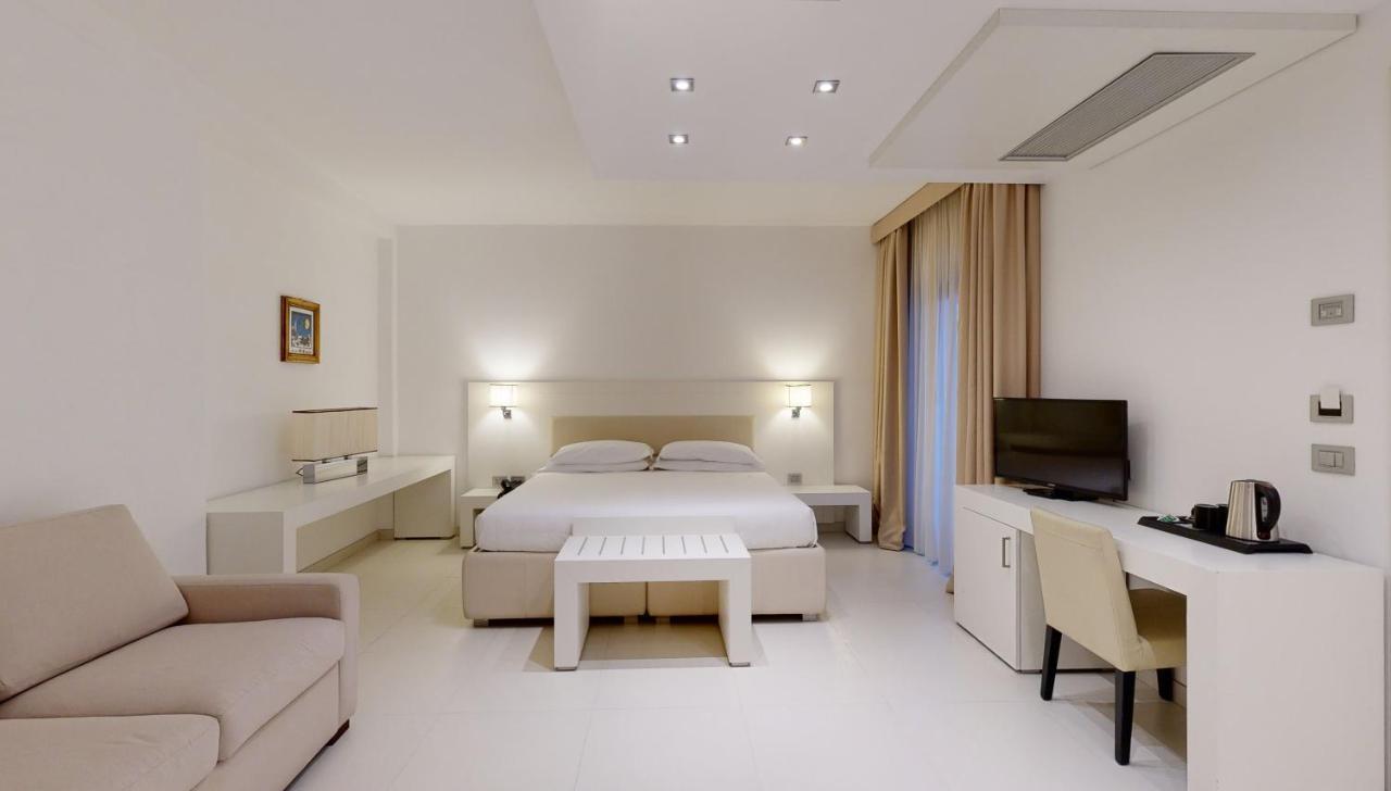 Hotel Monte Sarago أوستوني المظهر الخارجي الصورة